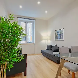 Appartamento Costantino 11 Central Welcoming Apt X4, Palermo